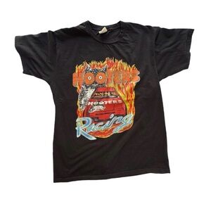 Vintage-Inspired Hooters Racing Graphic Tee